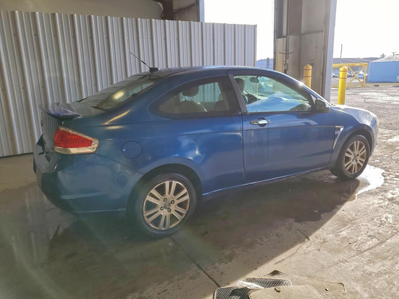 2008 FORD FOCUS SE photo 3