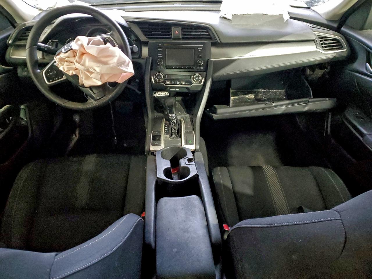 2017 HONDA CIVIC LX photo 8