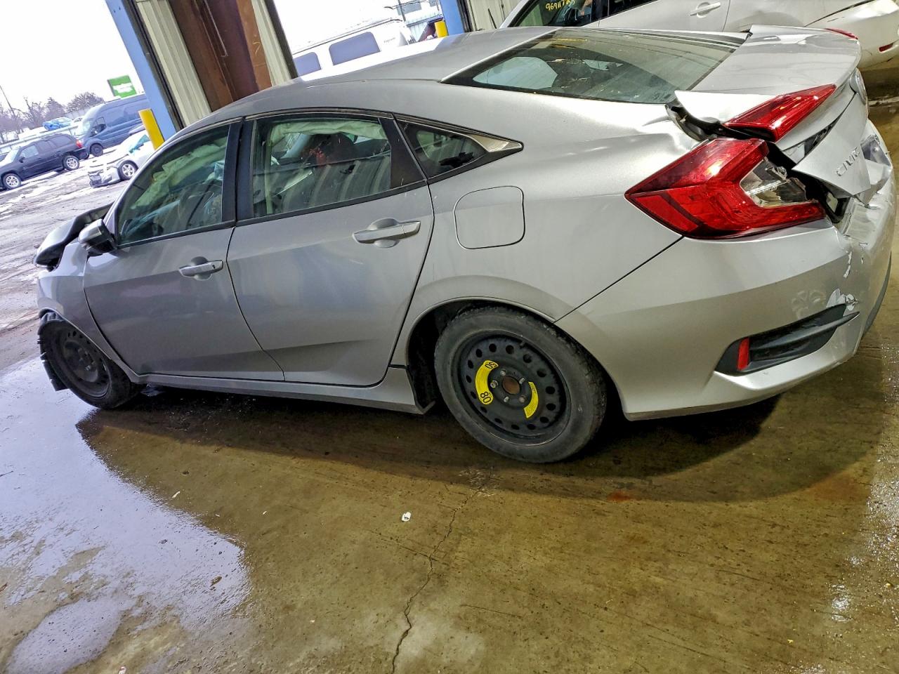 2017 HONDA CIVIC LX photo 2