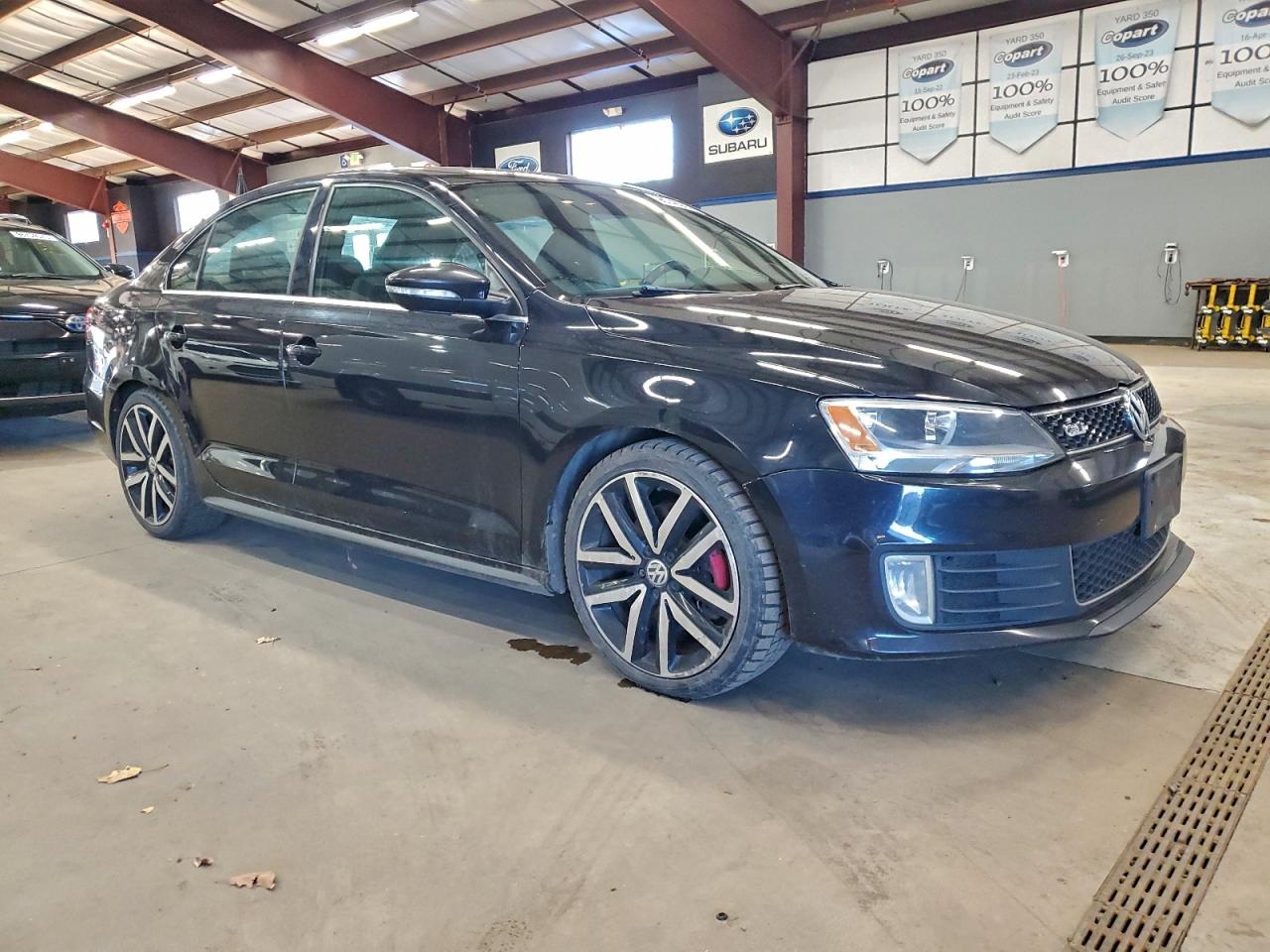 2013 VOLKSWAGEN JETTA GLI photo 4