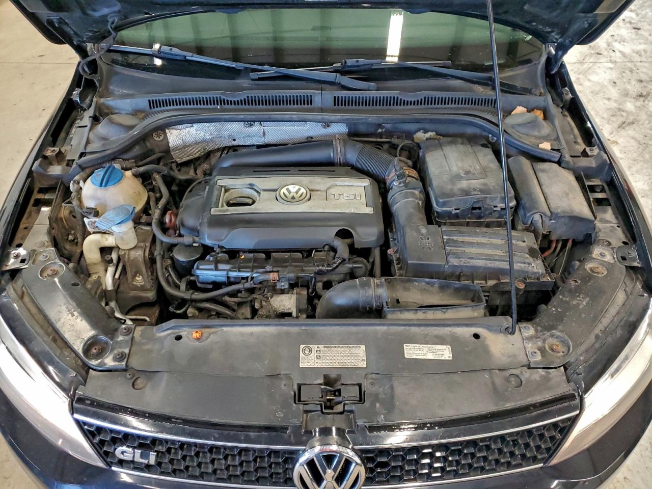 2013 VOLKSWAGEN JETTA GLI photo 11