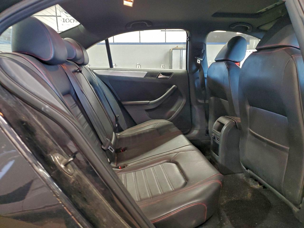 2013 VOLKSWAGEN JETTA GLI photo 10