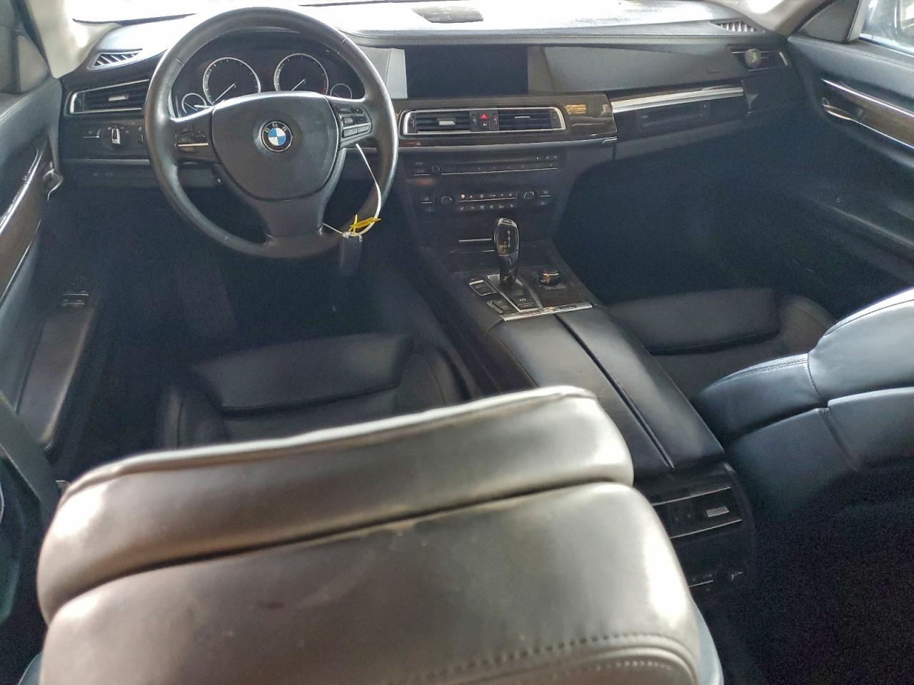 2009 BMW 750 I photo 8