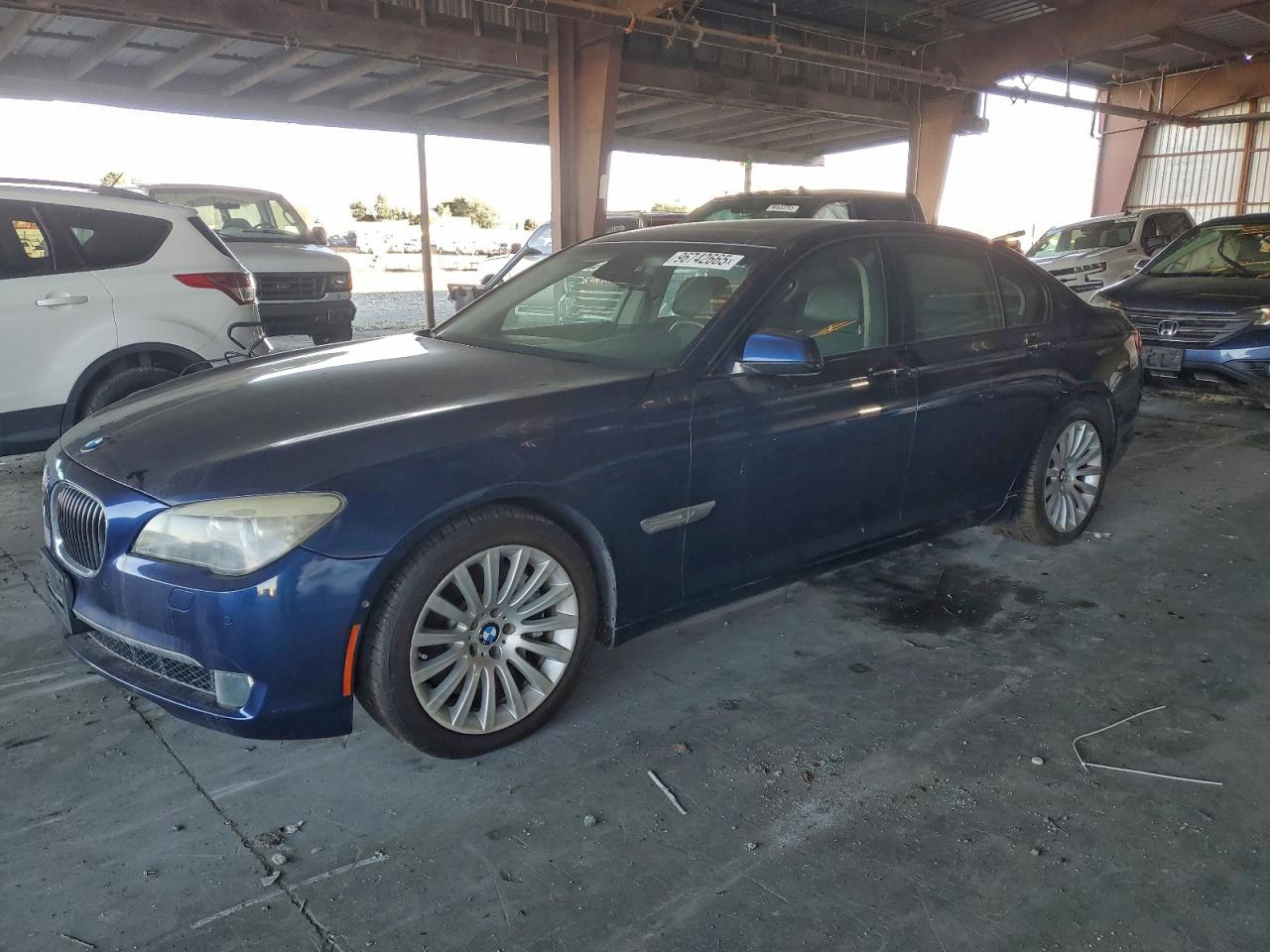 2009 BMW 750
