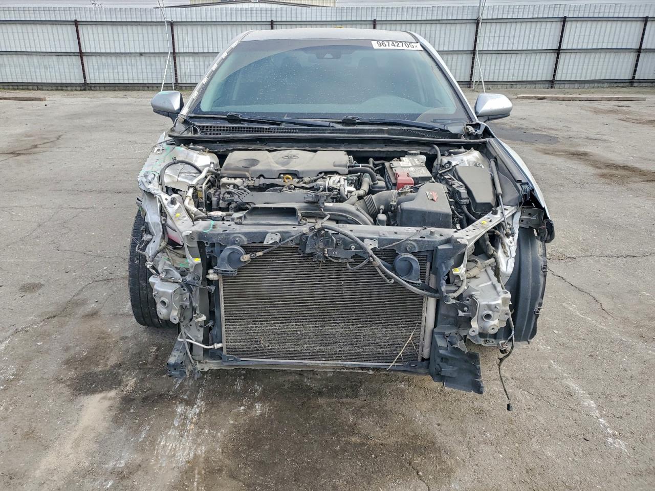 2018 TOYOTA CAMRY L photo 5