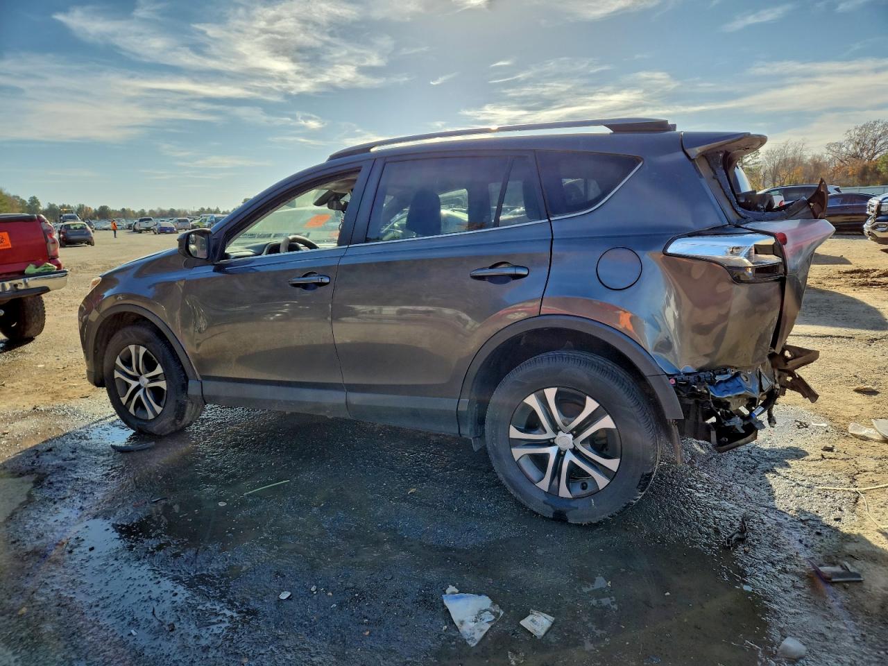 2017 TOYOTA RAV4 LE photo 2