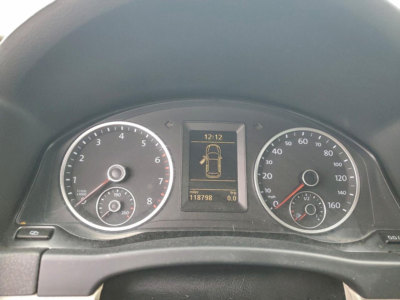2012 VOLKSWAGEN TIGUAN S photo 9