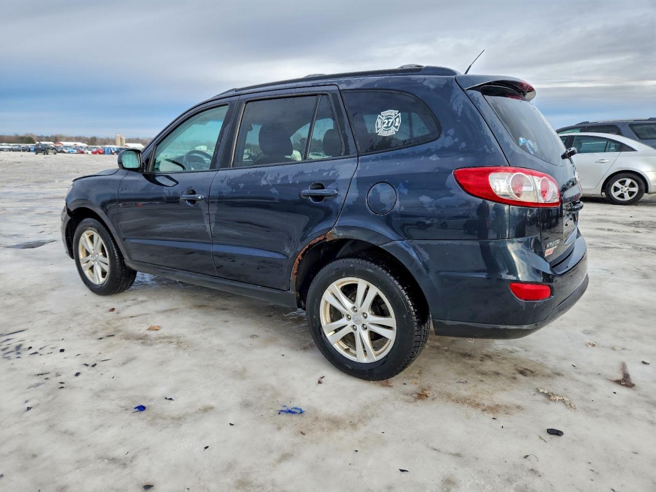 2011 HYUNDAI SANTA FE SE photo 2