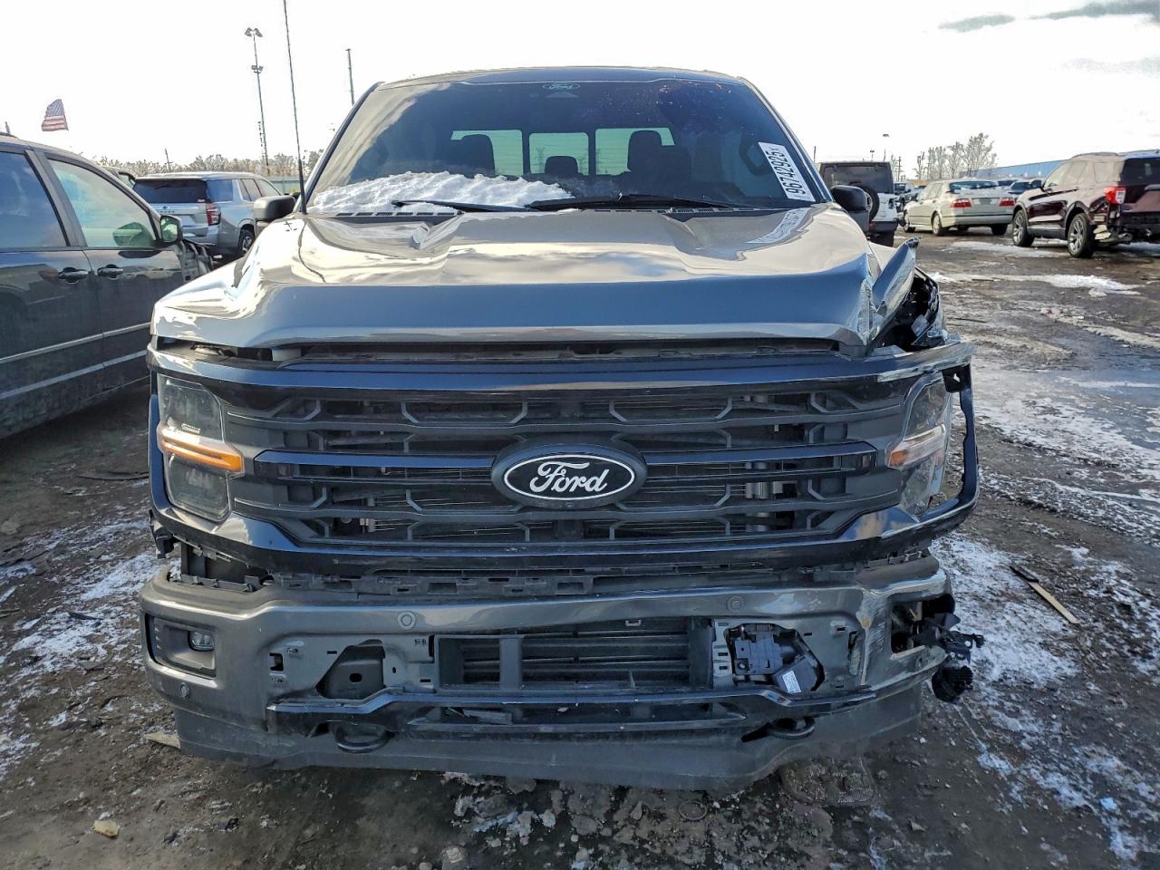 2024 FORD F150 XLT photo 5