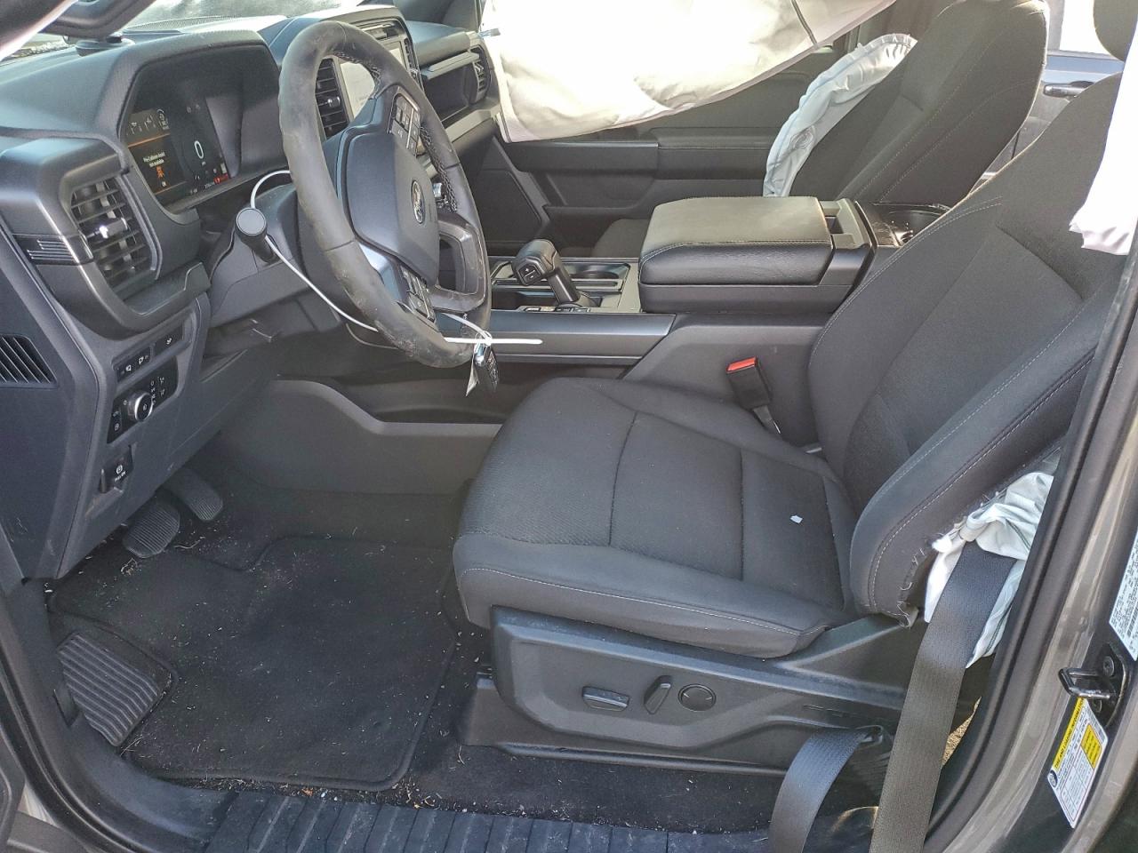 2024 FORD F150 XLT photo 7