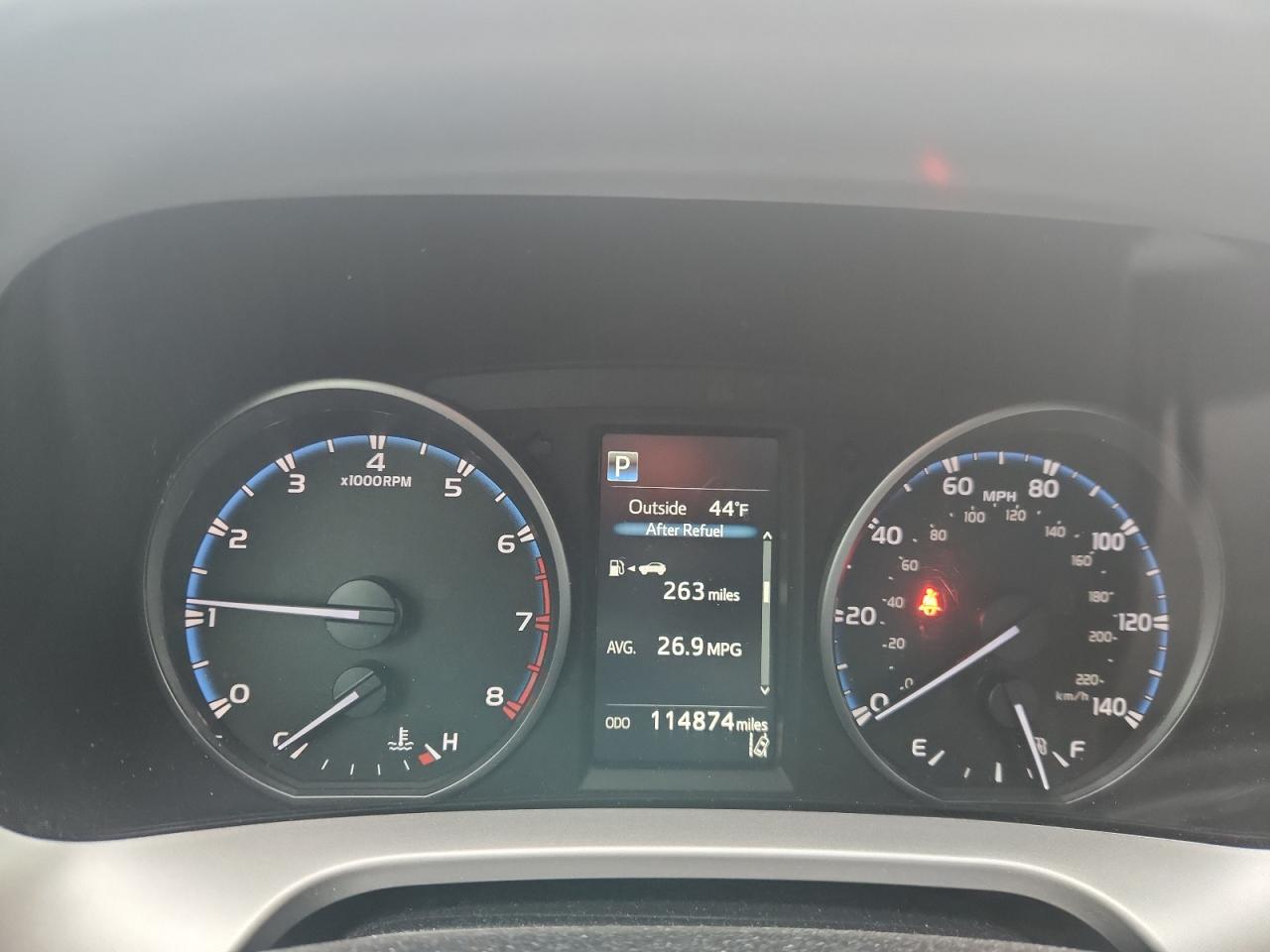 2017 TOYOTA RAV4 XLE photo 9