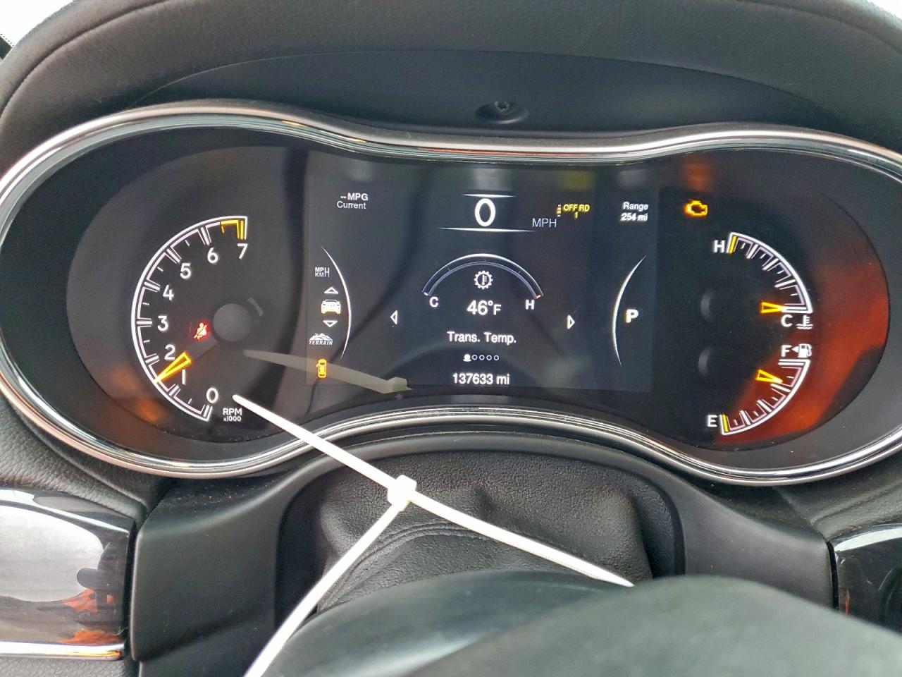 2015 JEEP GRAND CHEROKEE OVERLAND photo 9