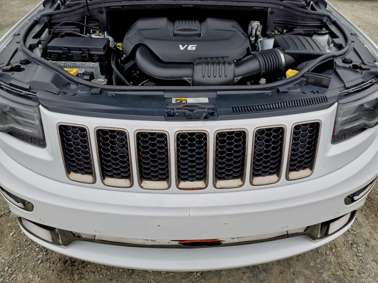 2015 JEEP GRAND CHEROKEE OVERLAND photo 12