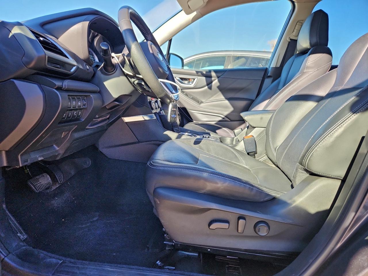 2019 SUBARU FORESTER TOURING photo 7