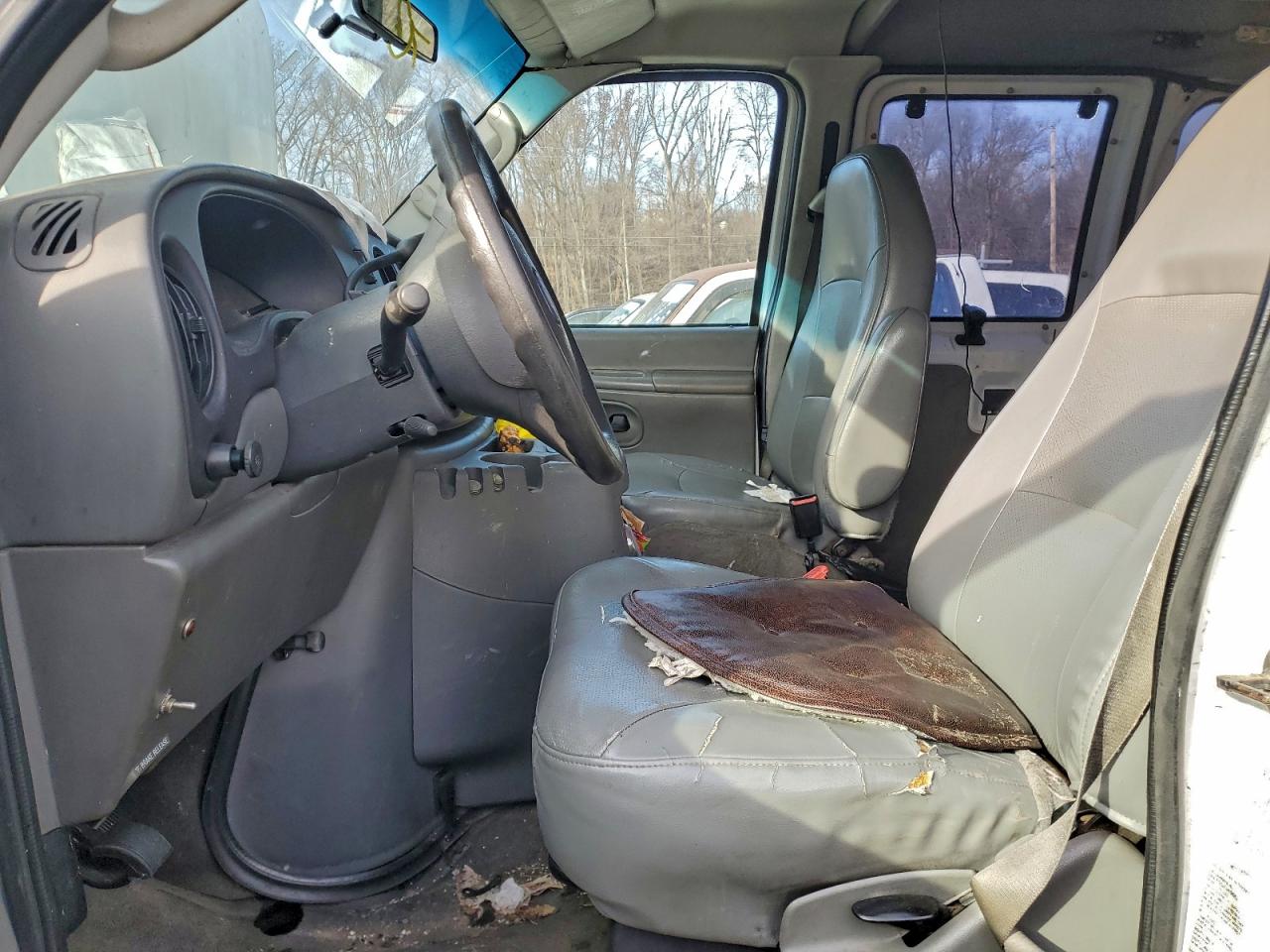 2004 FORD ECONOLINE E250 VAN photo 7