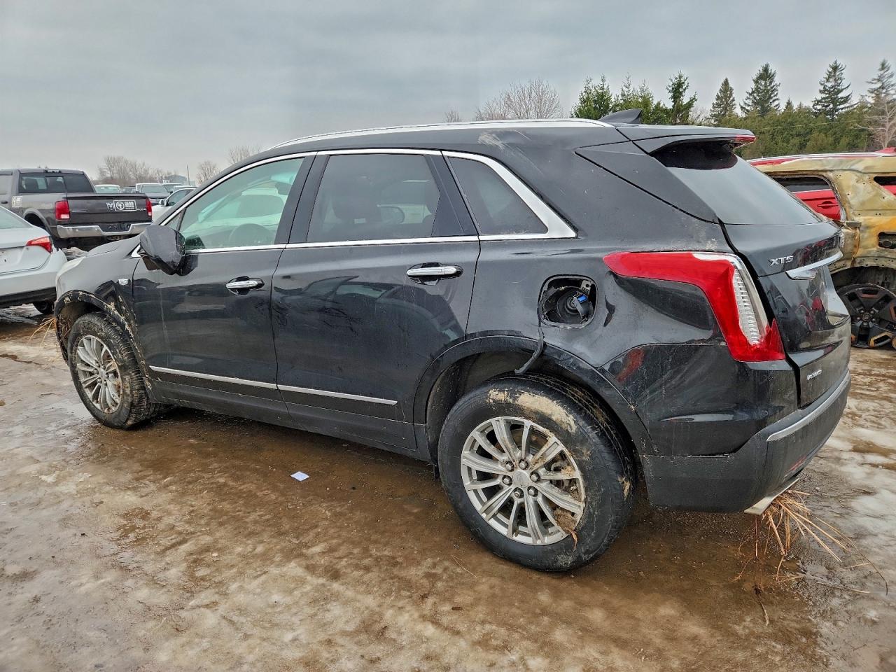 2018 CADILLAC XT5 LUXURY photo 2