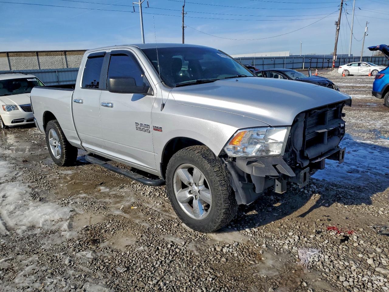 2016 RAM 1500 SLT photo 4