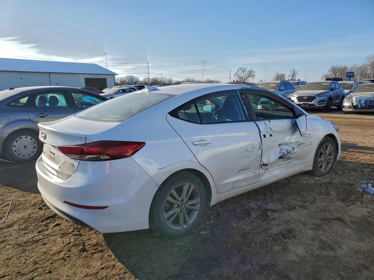 2018 HYUNDAI ELANTRA SEL photo 3