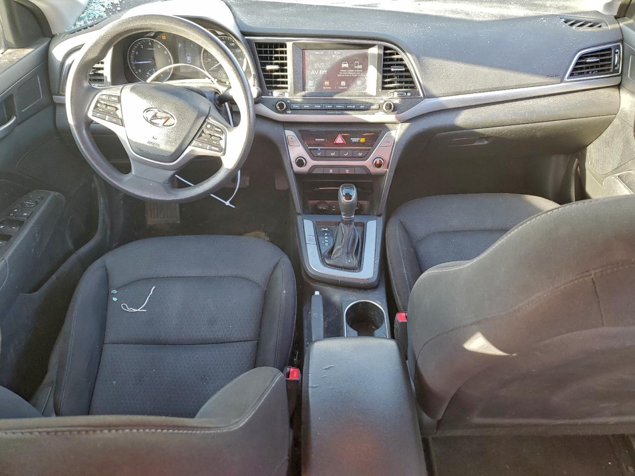 2018 HYUNDAI ELANTRA SEL photo 8