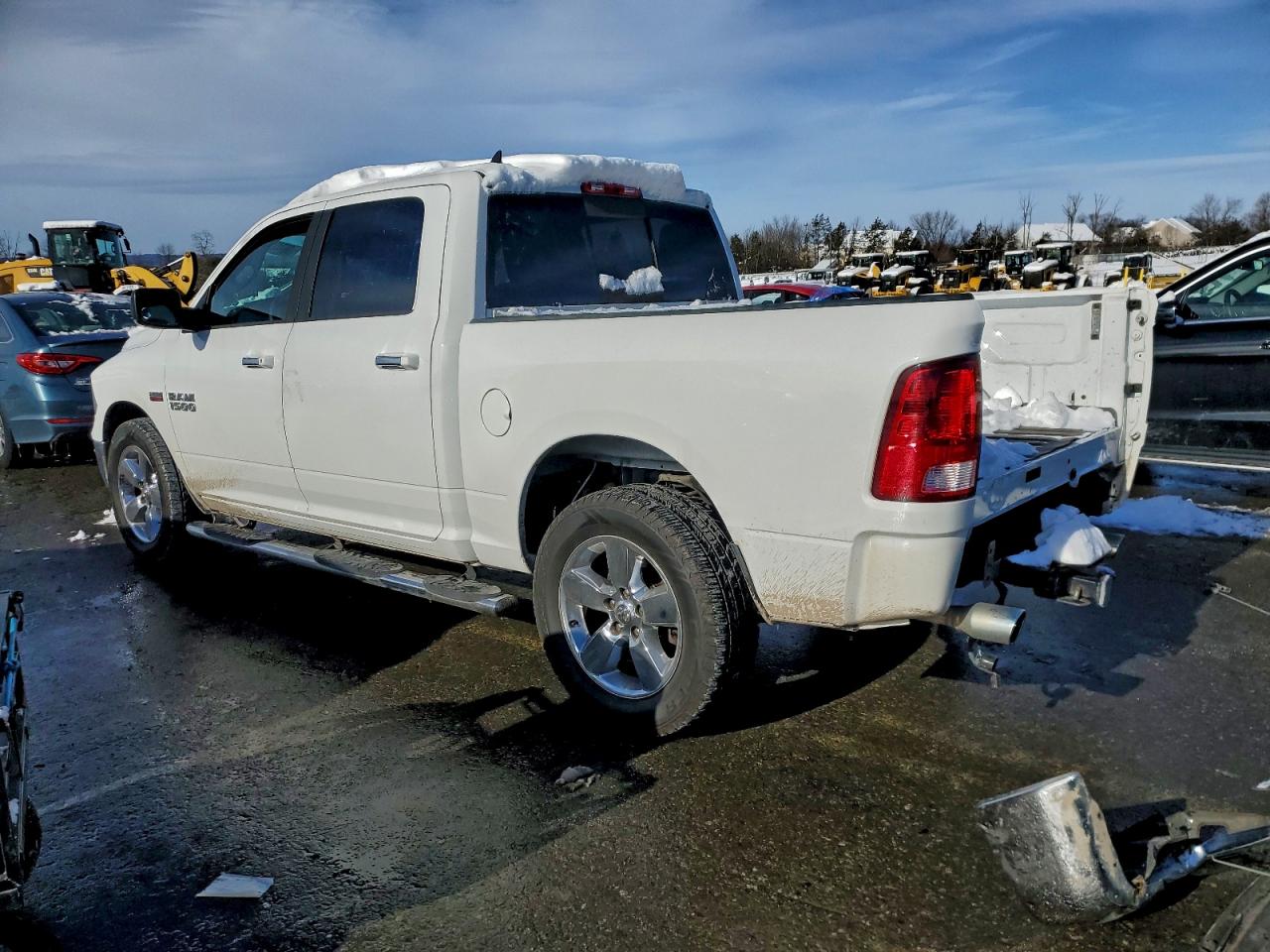 2018 RAM 1500 SLT photo 2