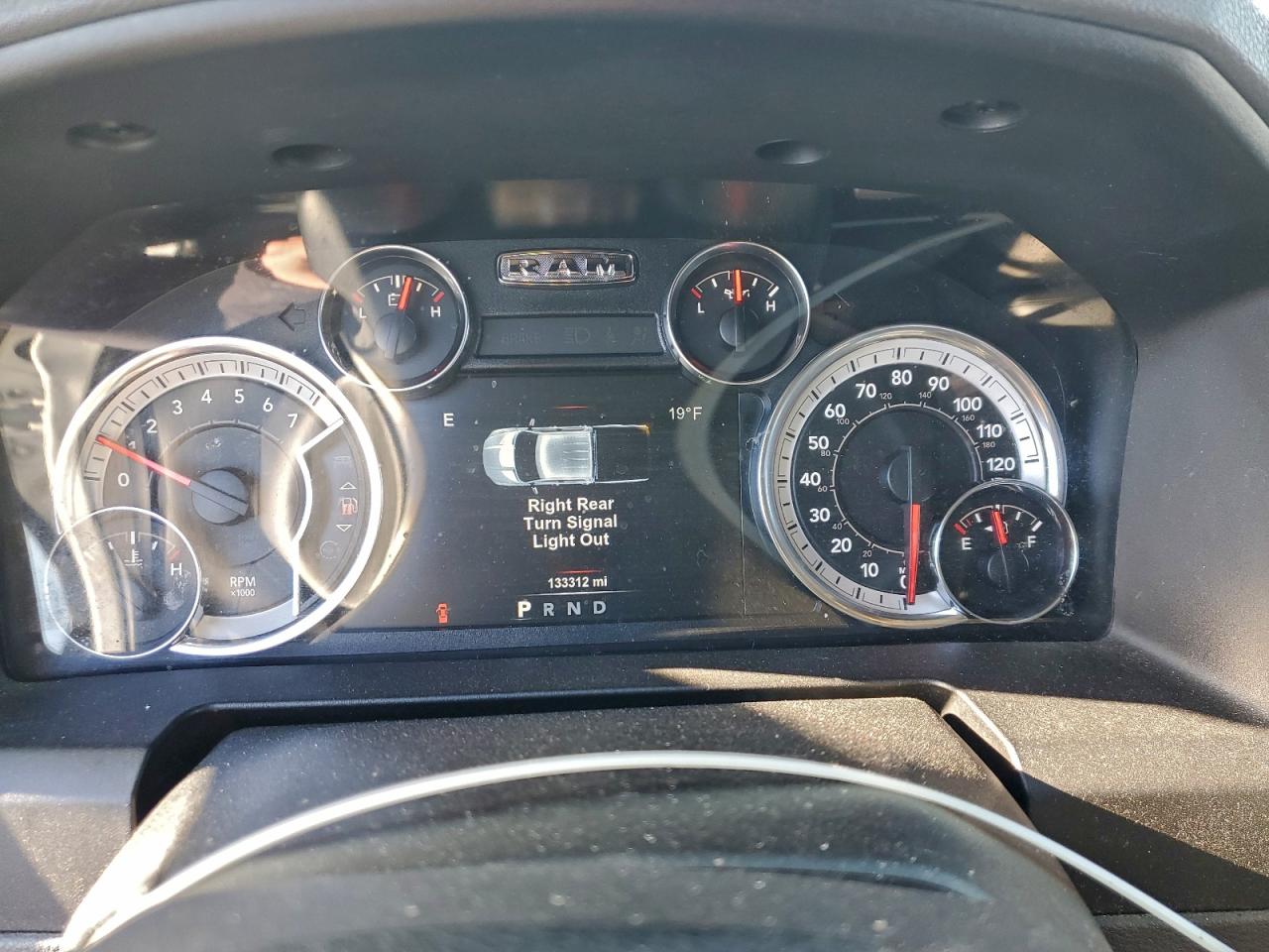 2018 RAM 1500 SLT photo 9
