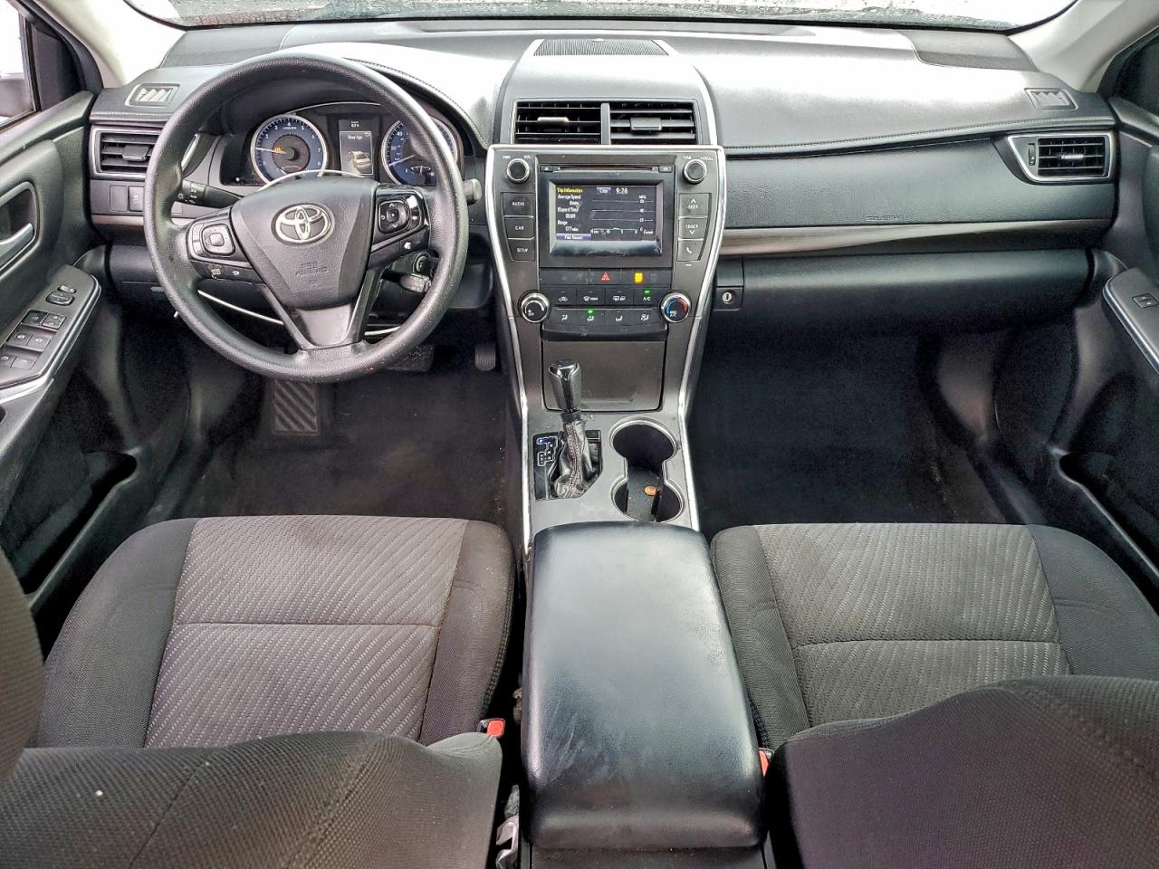 2017 TOYOTA CAMRY LE photo 8