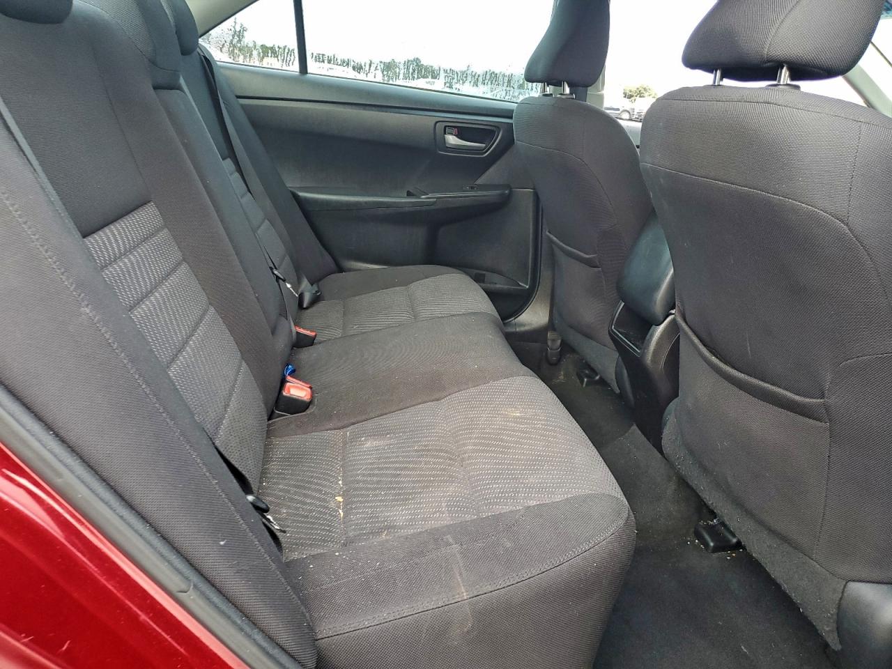 2017 TOYOTA CAMRY LE photo 10