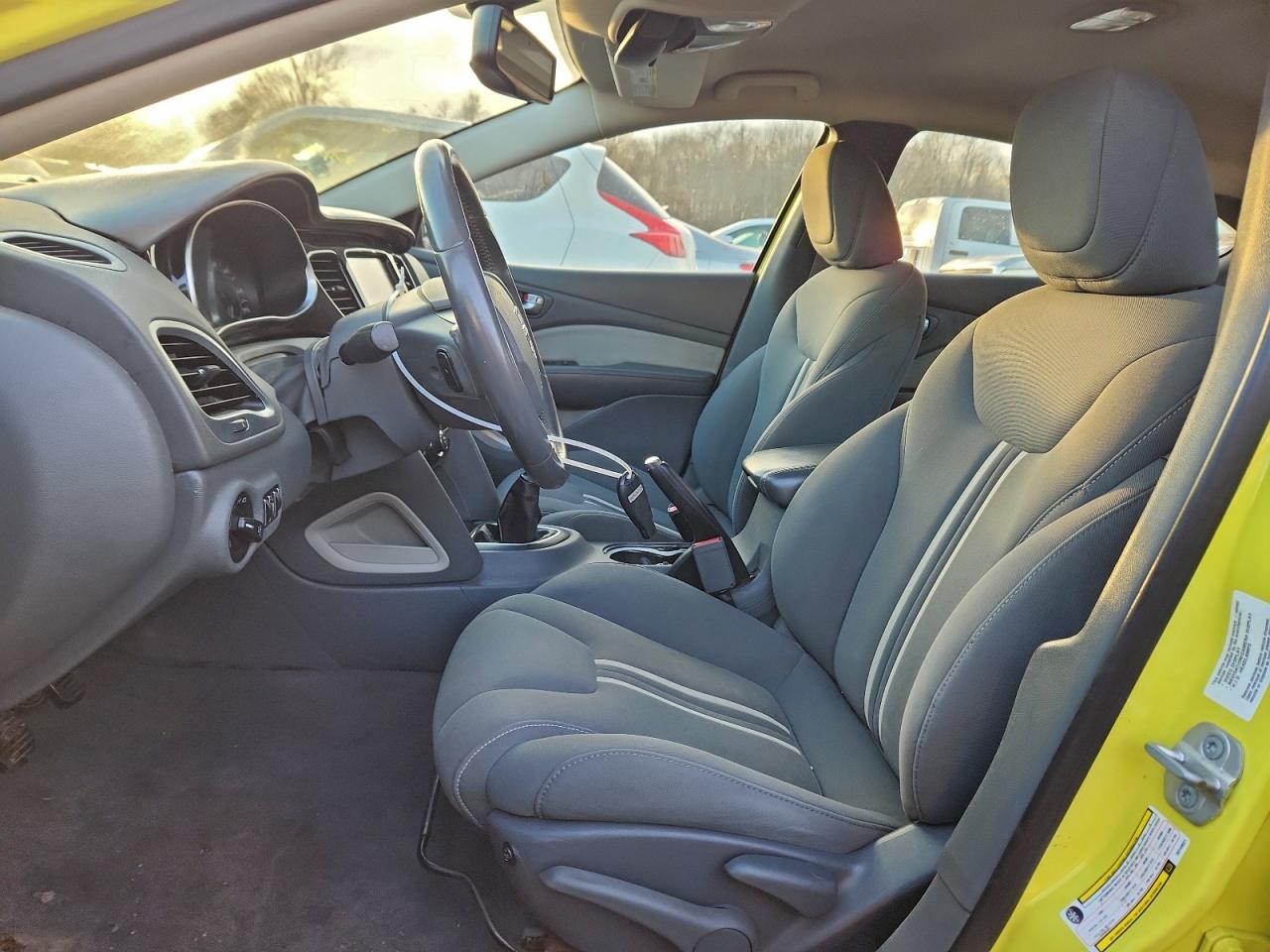 2013 DODGE DART SXT photo 13