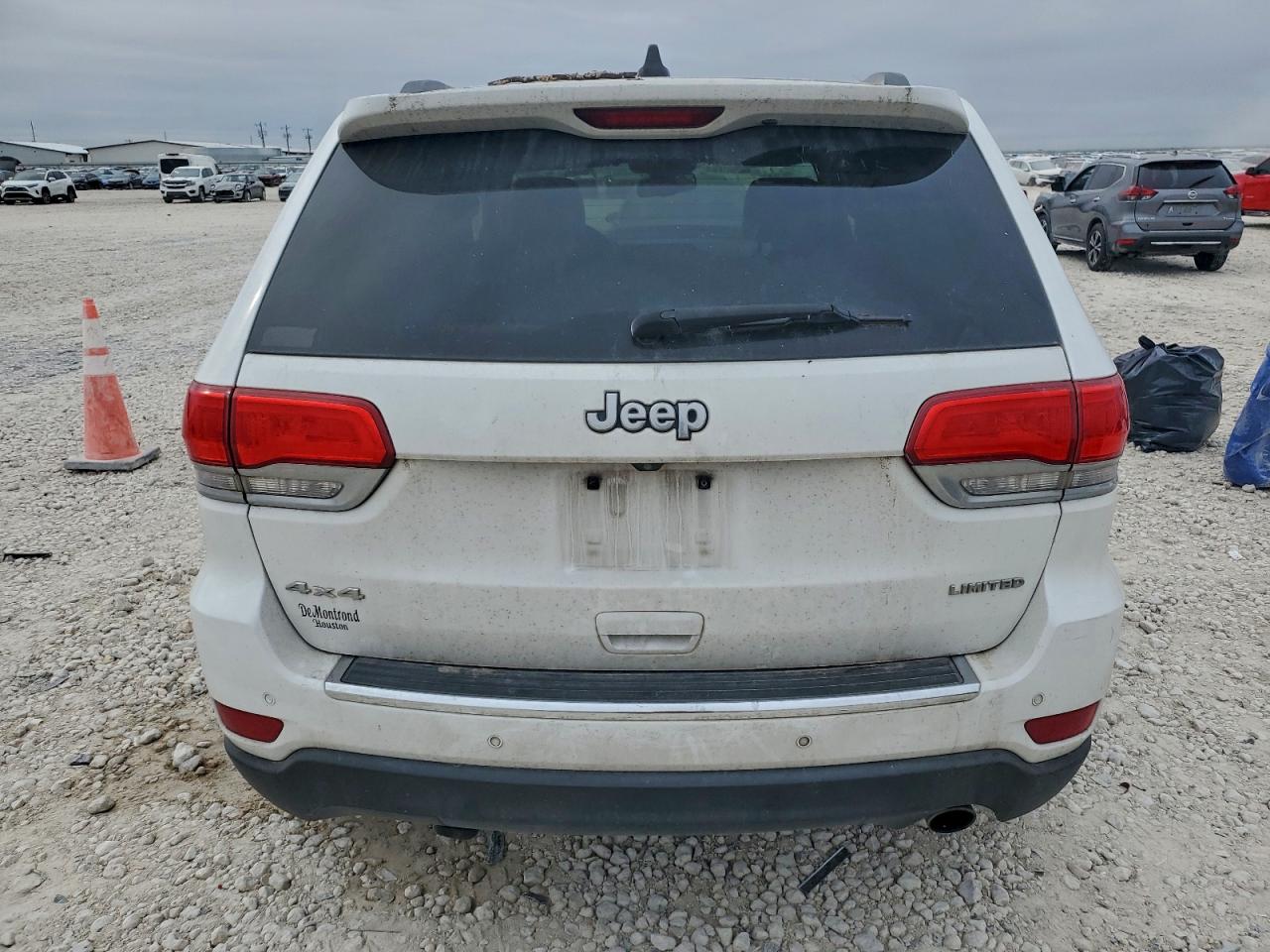 2015 JEEP GRAND CHEROKEE LIMITED photo 11