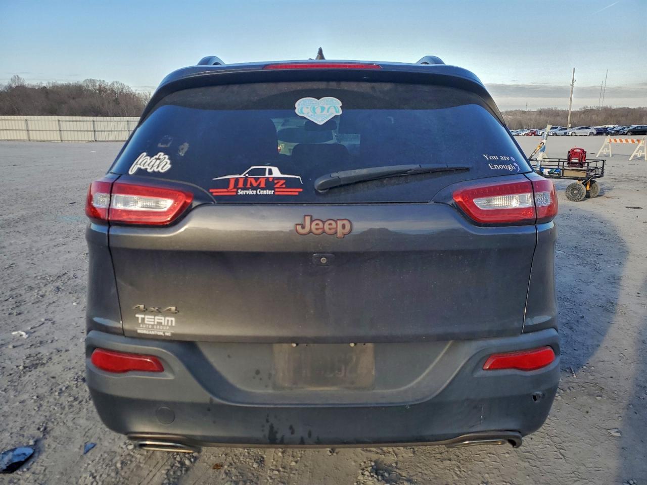 2016 JEEP CHEROKEE LATITUDE photo 6