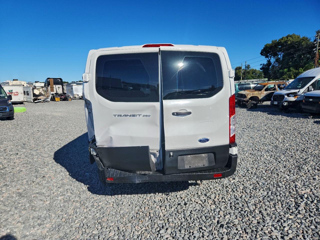 2020 FORD TRANSIT CARGO VAN T- photo 11