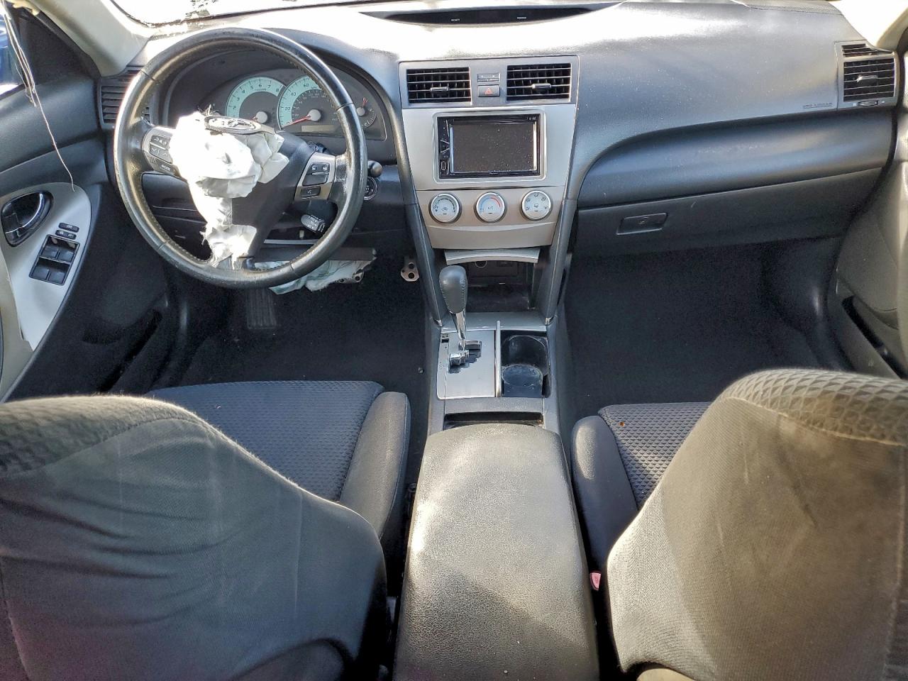 2011 TOYOTA CAMRY BASE photo 8