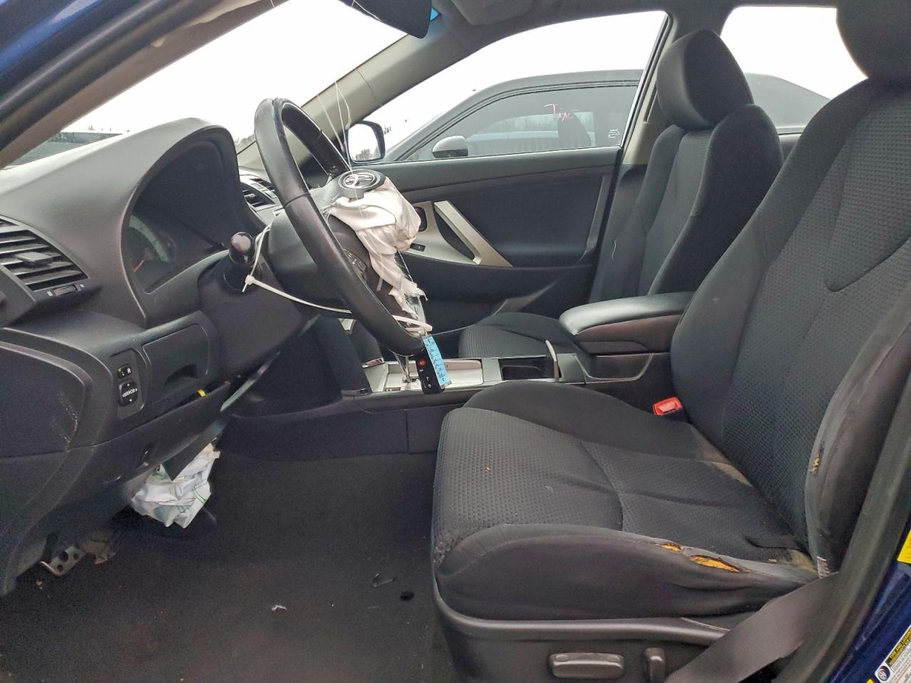 2011 TOYOTA CAMRY BASE photo 7