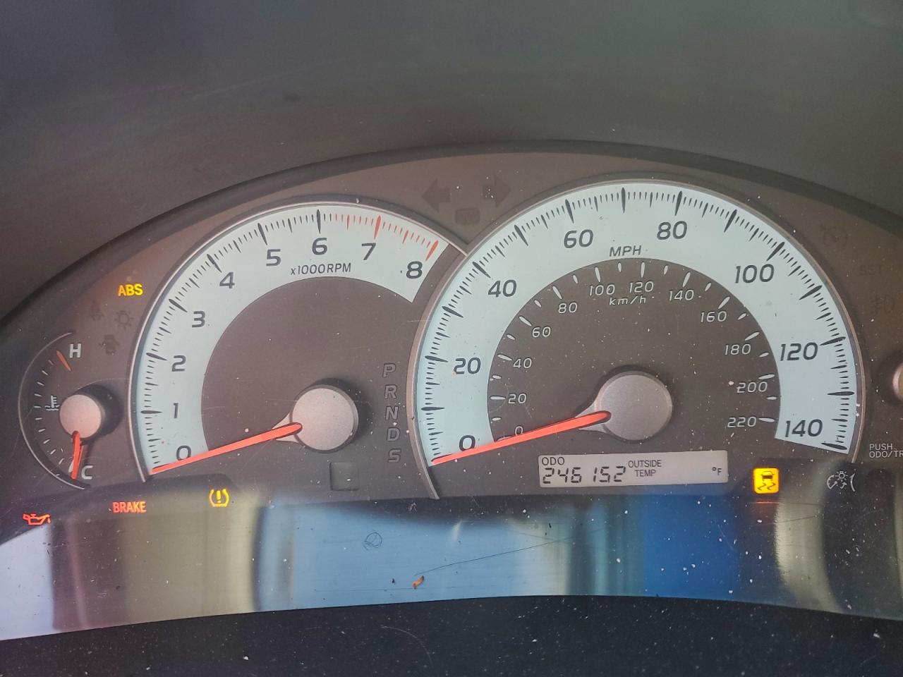2011 TOYOTA CAMRY BASE photo 9