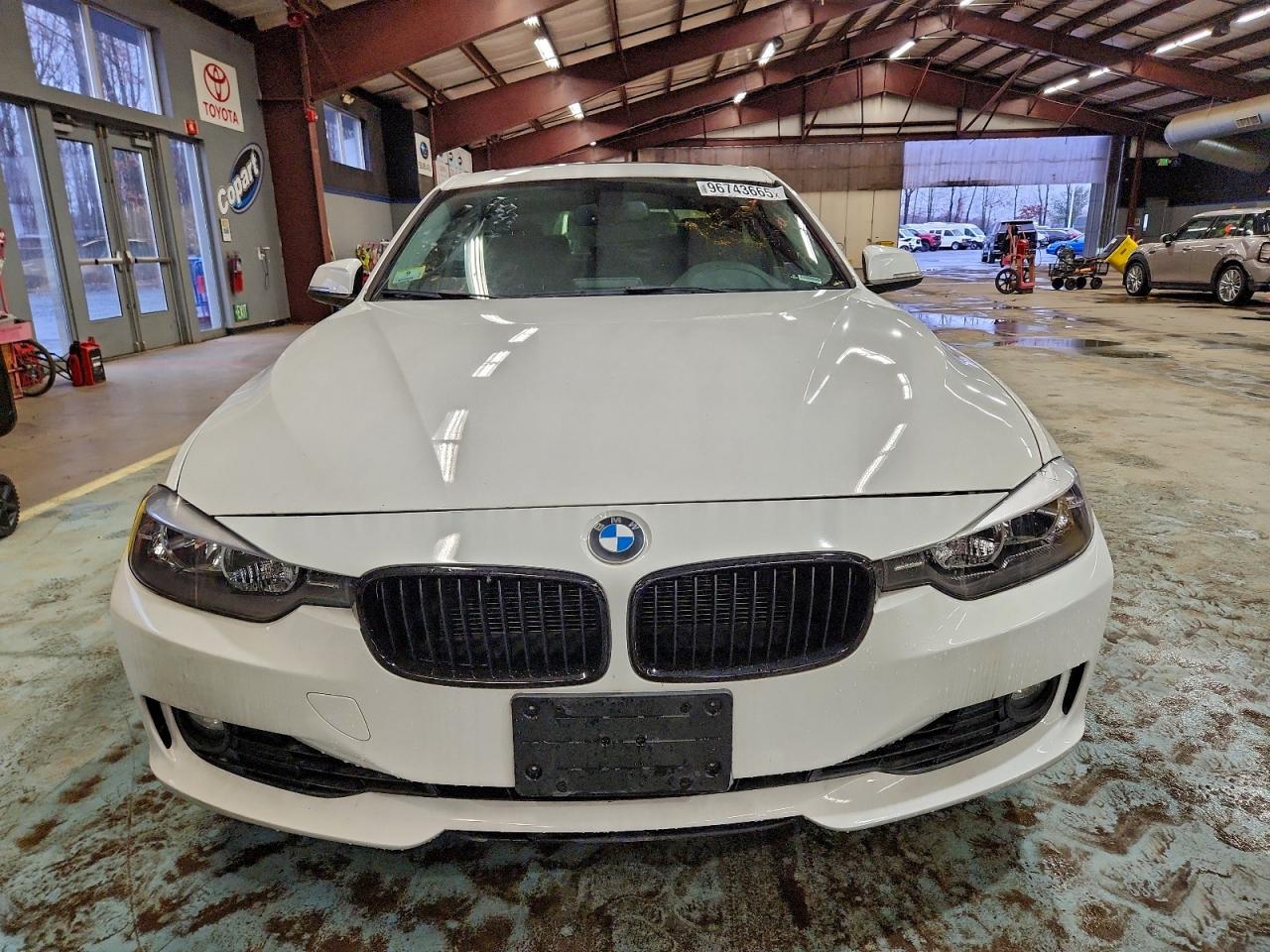 2013 BMW 328 XI SULEV photo 5