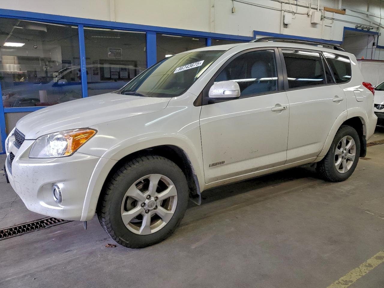 2010 TOYOTA RAV4
