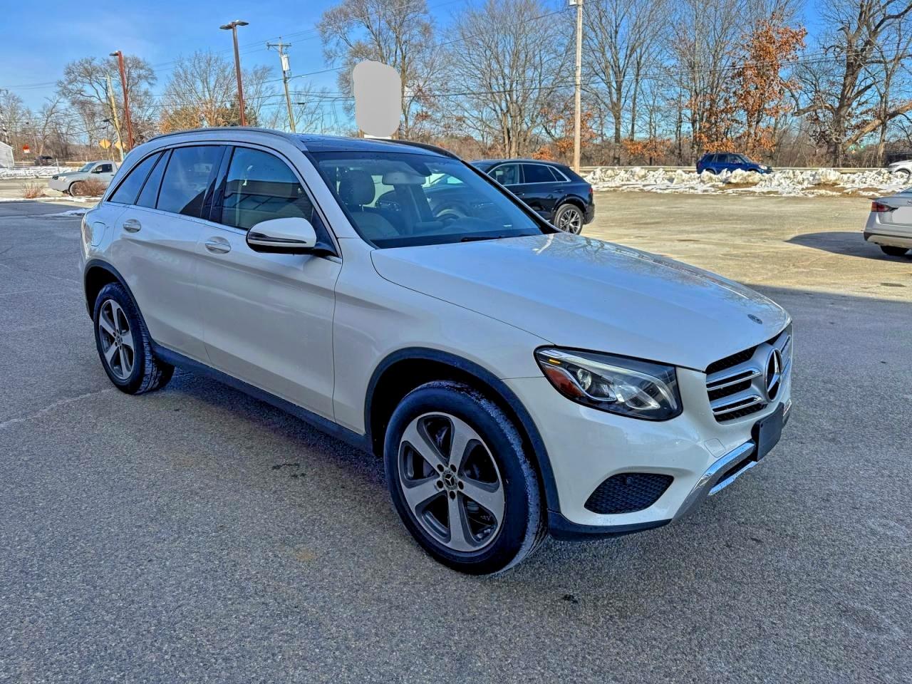 2017 MERCEDES-BENZ GLC 300 4MATIC — NORMAL WEAR damage — photo 1