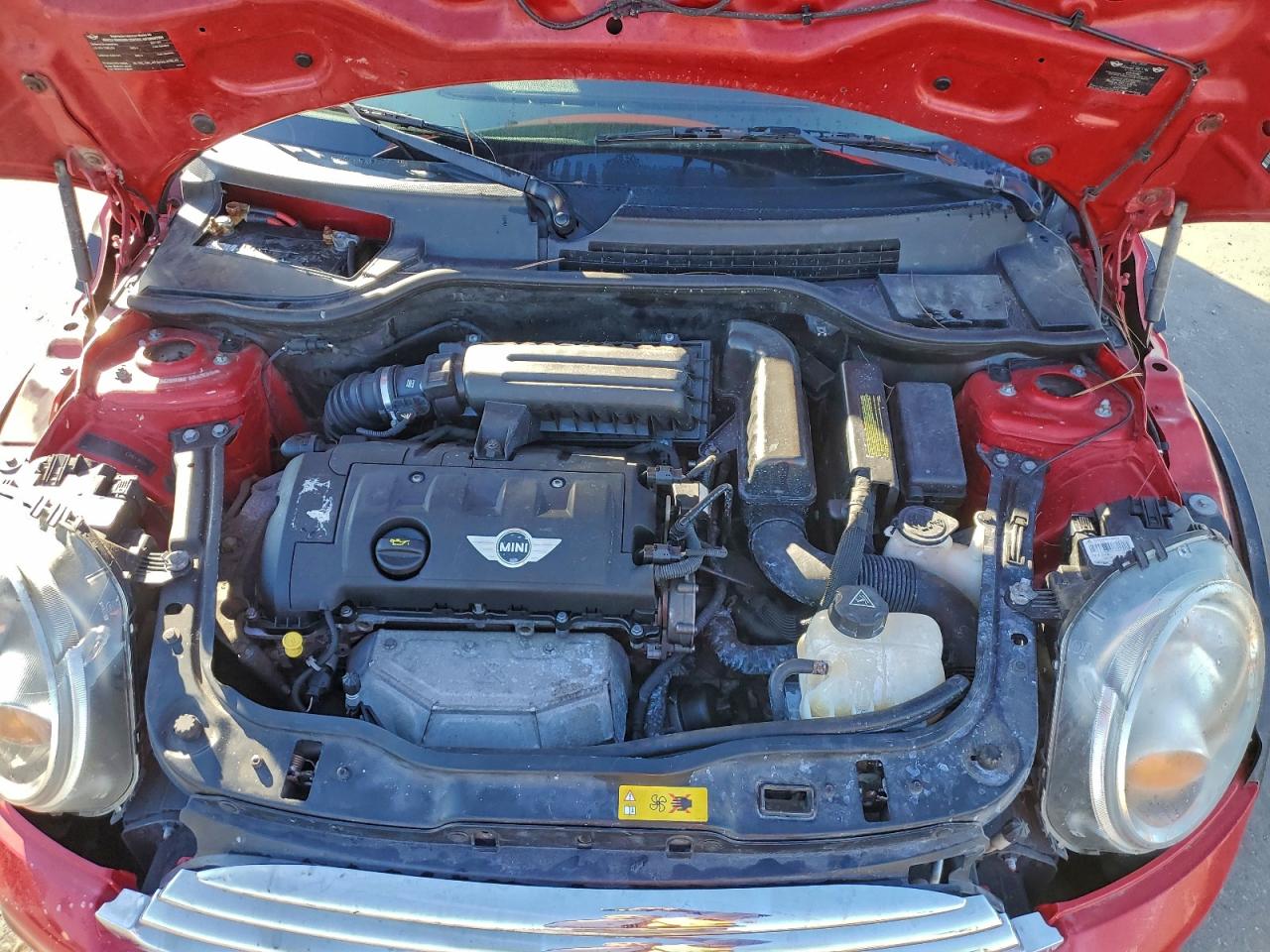 2011 MINI COOPER photo 31