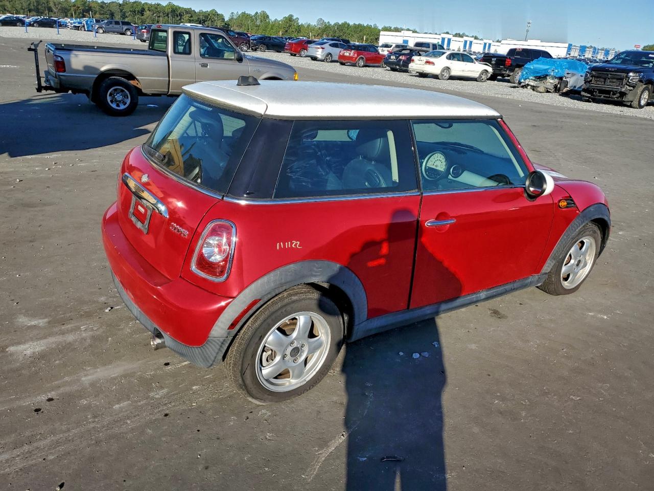 2011 MINI COOPER photo 7