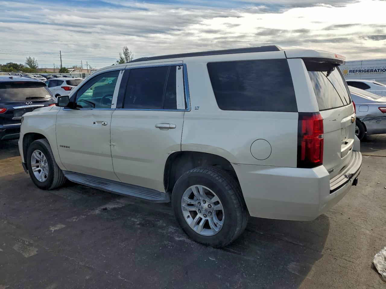 2015 CHEVROLET TAHOE C1500 LT photo 3
