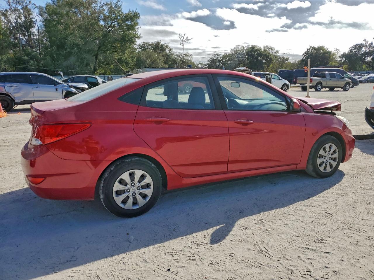 2016 HYUNDAI ACCENT SE photo 3