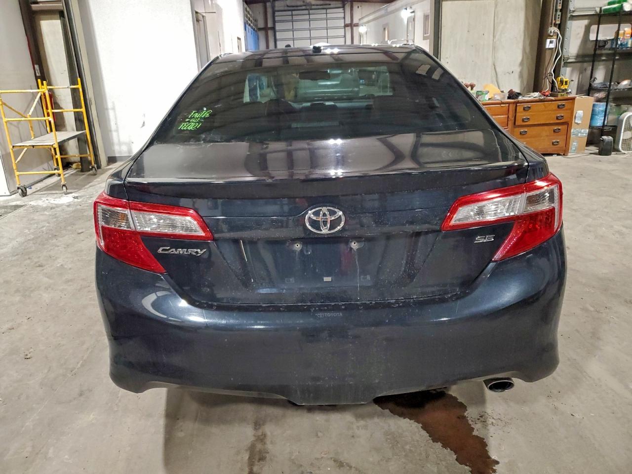 2012 TOYOTA CAMRY BASE photo 6
