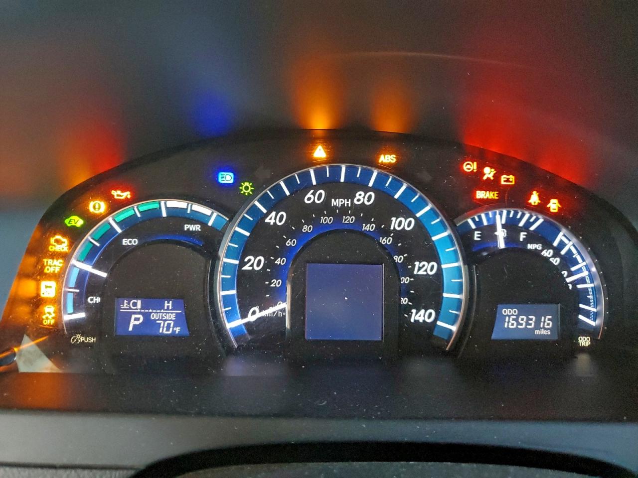 2014 TOYOTA CAMRY HYBRID photo 9