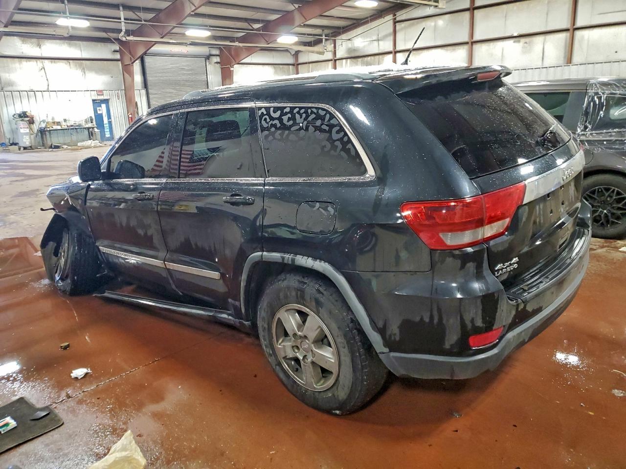 2012 JEEP GRAND CHEROKEE LAREDO photo 2