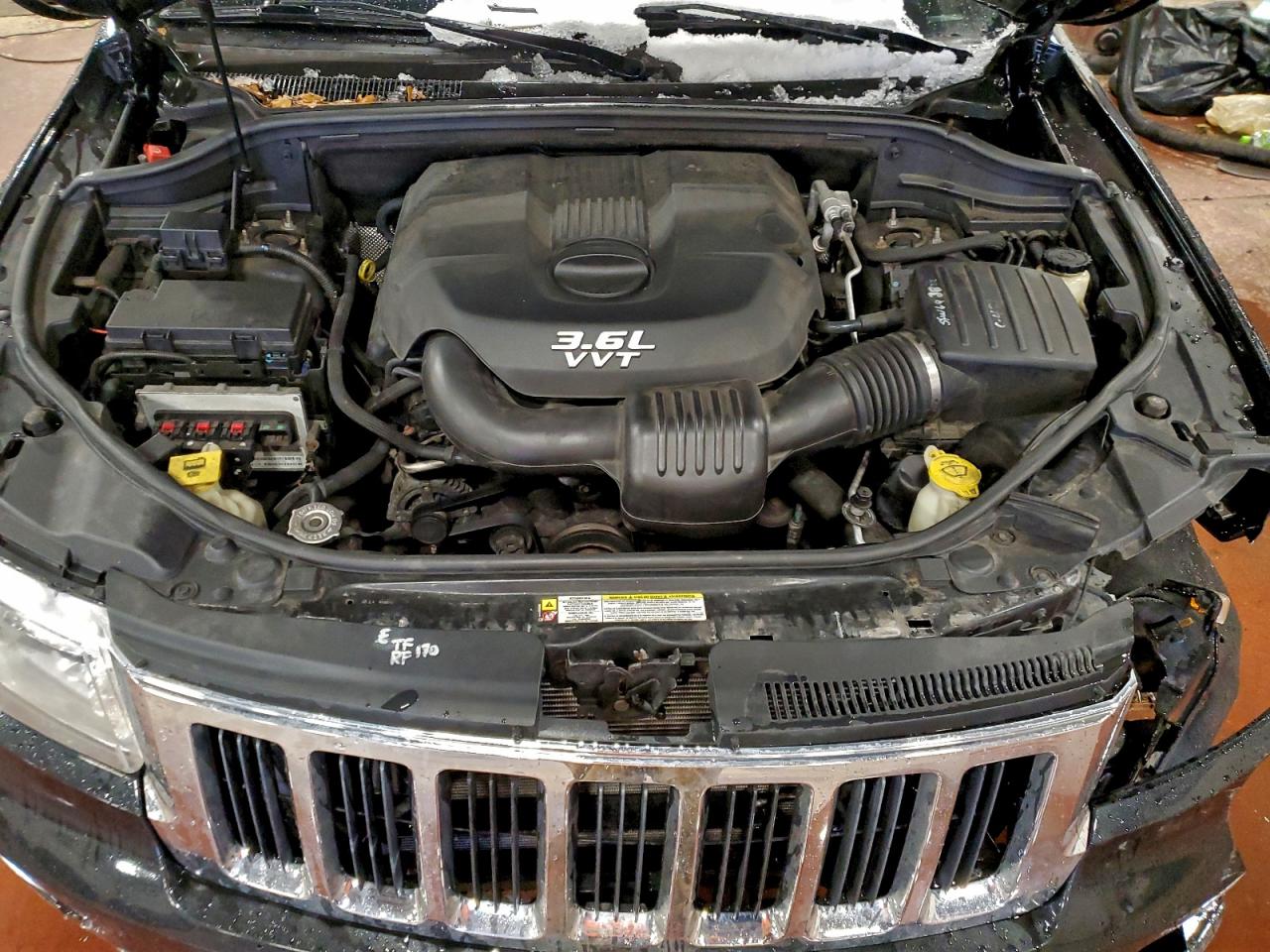 2012 JEEP GRAND CHEROKEE LAREDO photo 12