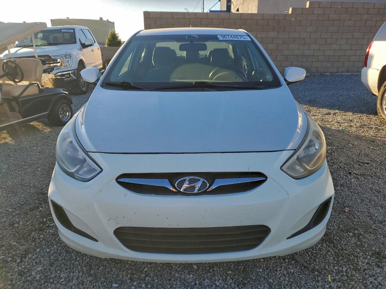 2017 HYUNDAI ACCENT SE photo 5