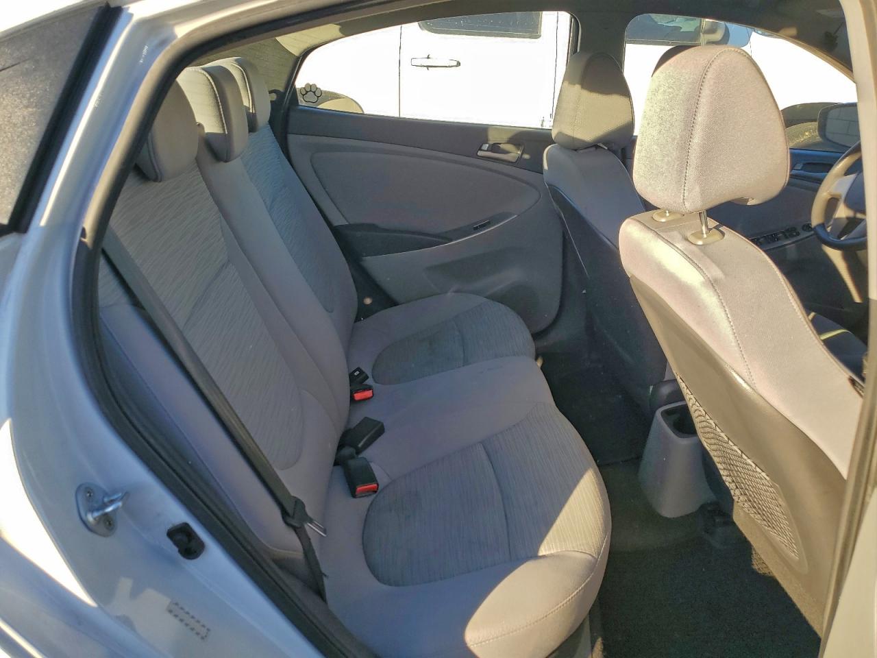 2017 HYUNDAI ACCENT SE photo 10