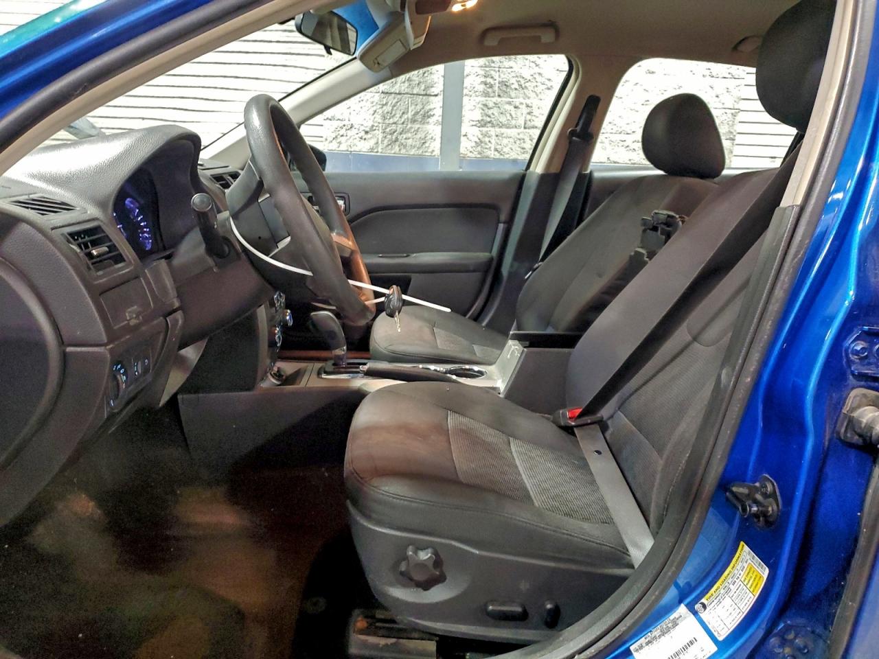 2011 FORD FUSION SE photo 7