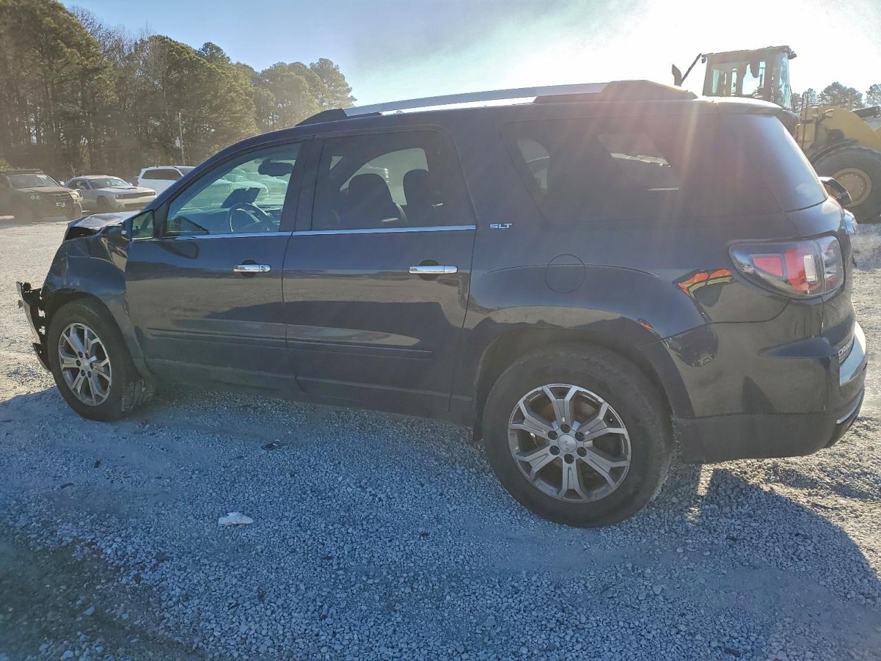 2015 GMC ACADIA SLT-2 photo 2
