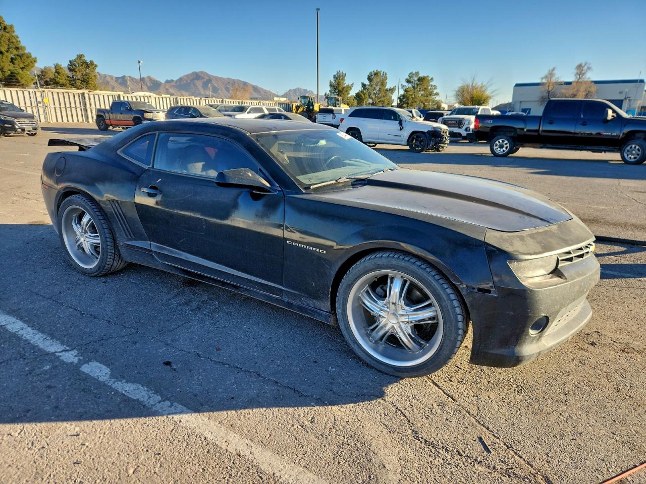 2015 CHEVROLET CAMARO LT photo 4